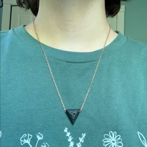 SHEIN Gold Chain Pendant Necklace